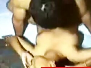Indian mom luring with forbidden fruit leads to steamy encounter in homemade video.
